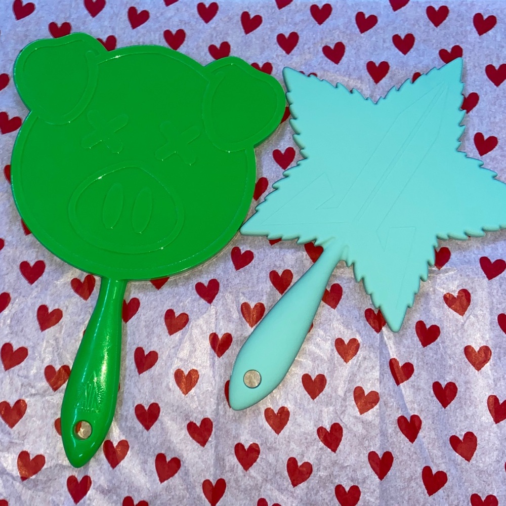 Bundle of Jeffree star mirrors.